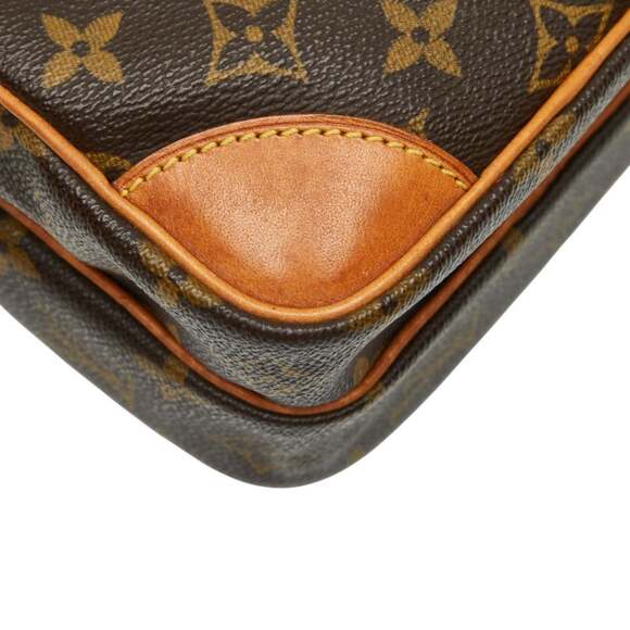 LOUIS VUITTON Authentic Brown Monogram Leather Shoulder Bag - Picture 6 of 11